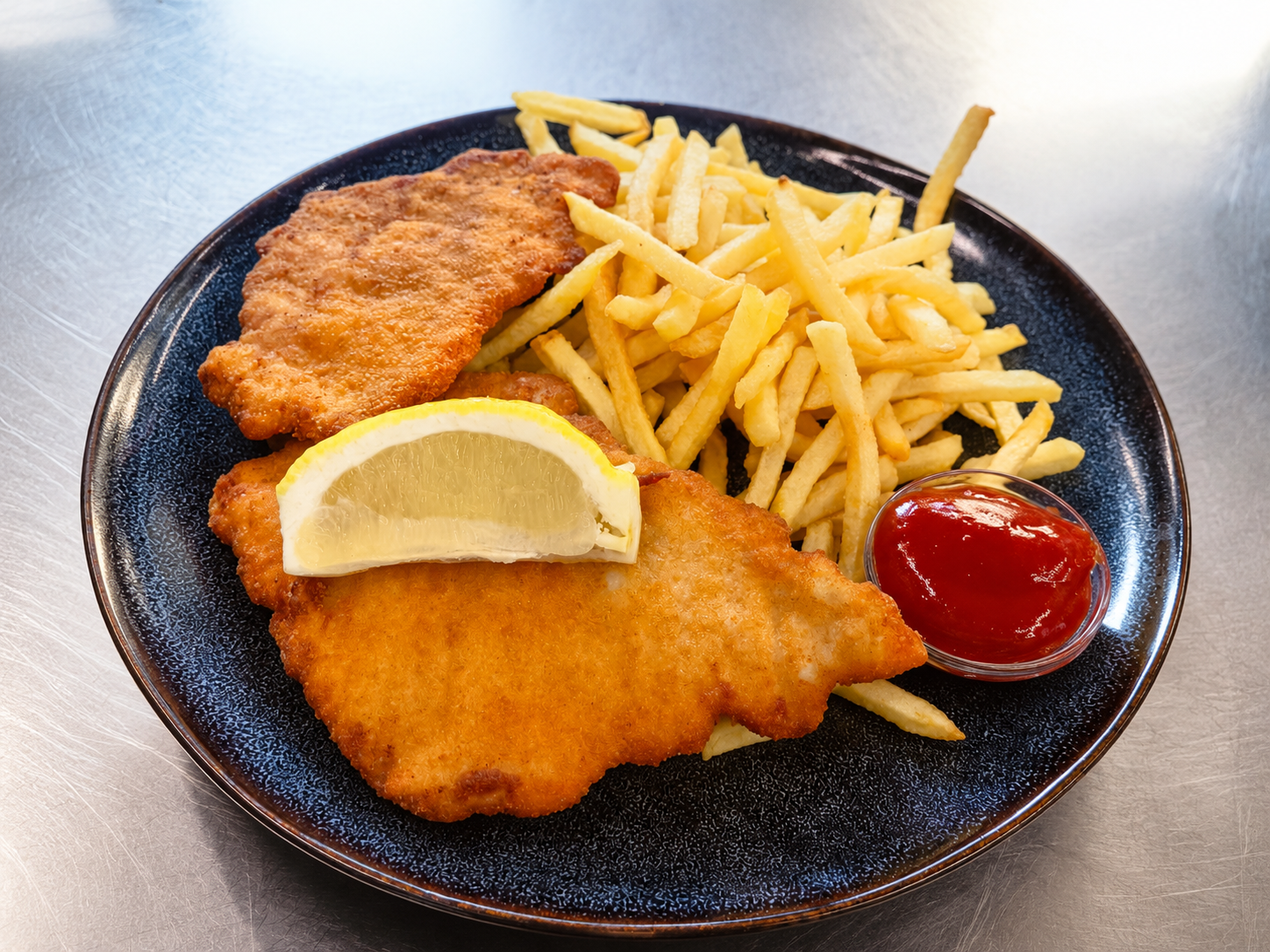Leckeres Schnitzel im Büchelsteiner Hof in Grattersdorf - bodenständige, deutsche Küche